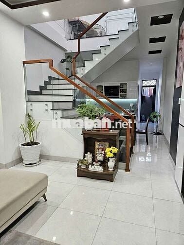 Nhà trệt 1 lầu hẻm 817, Phú Thọ, Lê Hồng Phong, DT: 4x21,5 , có 3PN,