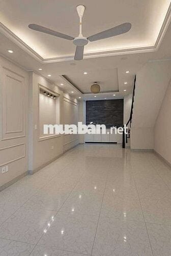 Cho thuê nhà ngọc thụy Long biên 60m 5 tầng ngõ ô tô tránh giá 15 triê