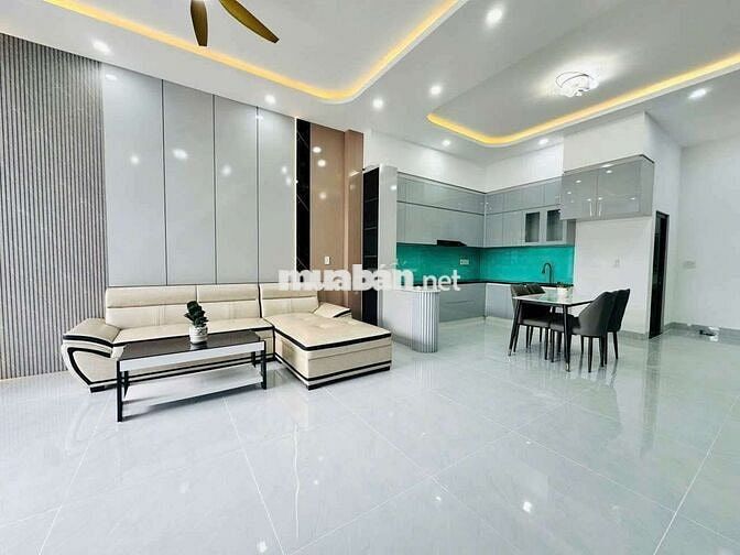 Nhà trệt 1 lầu, DT: 5x16, thổ cư: 100%, không quỹ hoạch, đường thông,