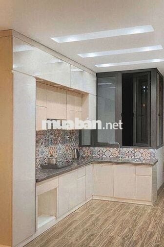 Cho thuê nhà ngọc thụy Long biên 60m 5 tầng ngõ ô tô tránh giá 15 triê