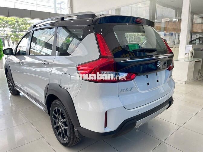 Suzuki XL7 Hybrid 2025 Trắng