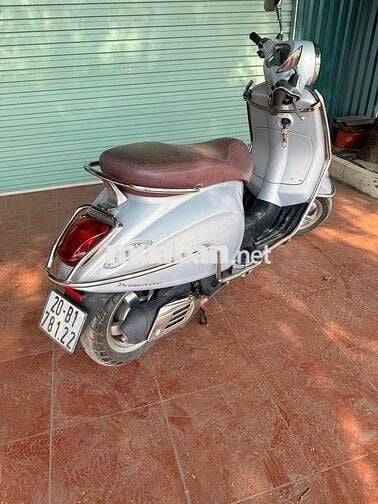 Bán xe Vespa nguyên bản đời cao