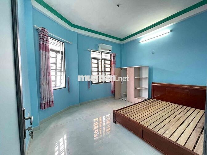 Phòng full nội thất đẹp sạch sẽ- tách bếp cửa sổ 3