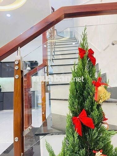 BÁN NHÀ HXH1/ 6M THÔNG SỐ 8-BHH DT 4*16.5M TRỆT 2 LẦU ST 2PN2WC PK-PB