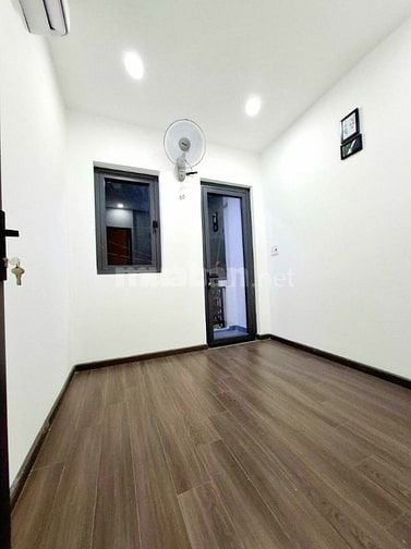 Chỉ 4 tỷ hơn - Kinh Doanh gần MT Kênh Tân Hoá - Ngang 5M SD 85m2