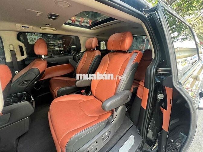 Kia Carnival 2024 Đen 40000 km