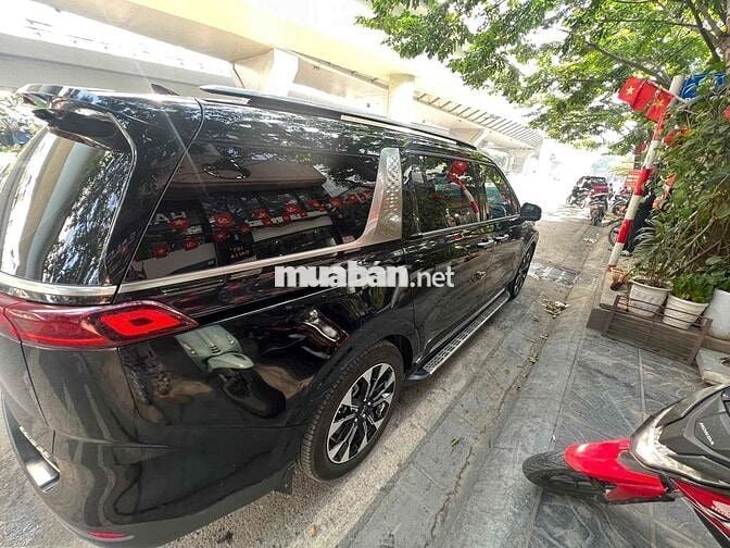 Kia Carnival 2024 Đen 40000 km