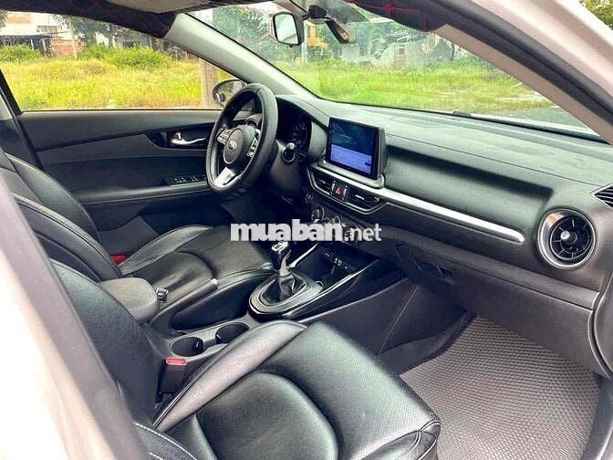 Kia Cerato 2019 1.6 MT - 120000 km