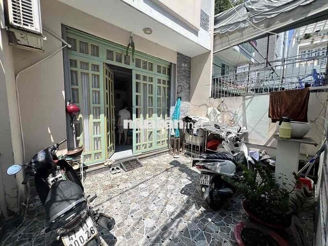 82m2- Vũ Tùng- Ngang gần 6m cách Mt 20m- Oto sát nhà- ko lỗi -8ty95