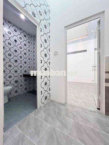 Cho thuê nhà 2 phòng ngủ hẻm 20 Nguyễn Trãi gần TTTM Cái Khế