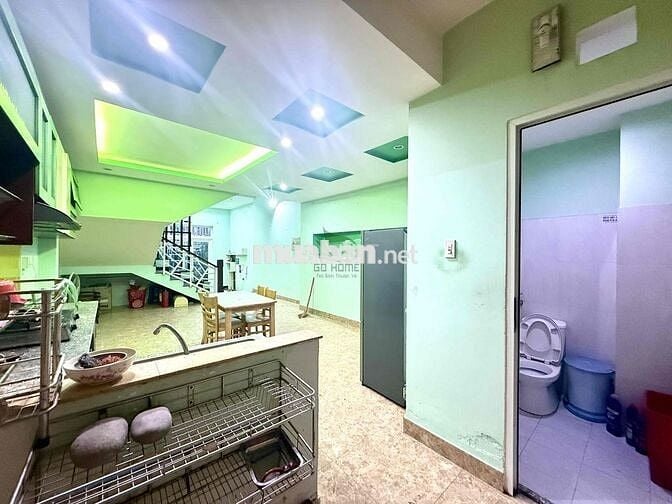 CHO THUÊ NHÀ 4 PHÒNG NGỦ HẺM PHỐ TÂY  GIÁ 18 TRIỆU/THÁNG