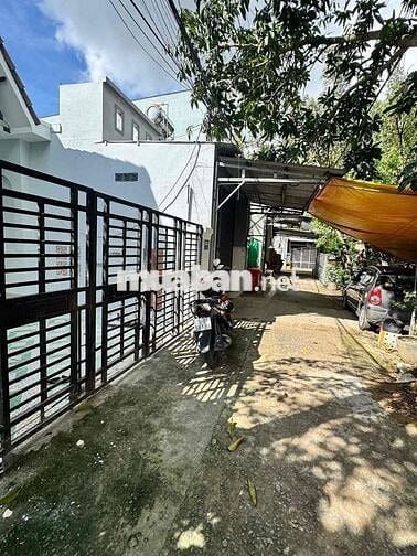 Cho thuê nhà trệt 2 phòng ngủ có sân trước rộng sau KDC Đại Ngân