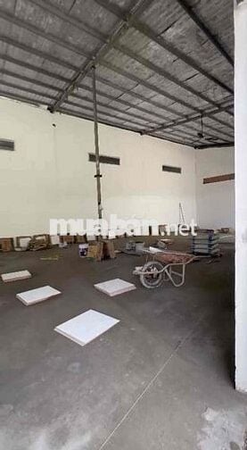 Kho mini diện tích 100m2 ở Phạm Hữu Lầu cần cho thuê gấp đường xe cont