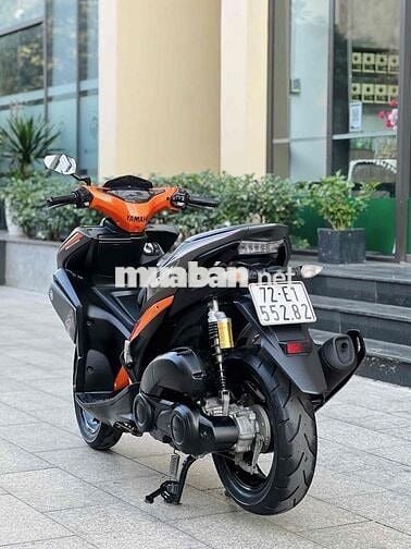 Yamaha NVX 2018 Phiên Bản Đặc Biệt Đen cam