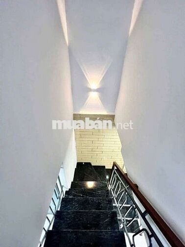 NHÀ MỚI ĐẸP 100% ĐÚC 1 LẦU 4.1 X 8 HƯƠNG LỘ 2. P.BÌNHTRỊ ĐÔNG.BÌNH TÂN