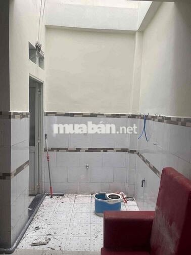 CHO THUÊ 2 CĂN NHÀ LIỀN NHAU,Dt: 5mx13m & 4mx18m ĐÚC 1 lầu