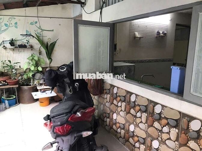 Nhà cho thuê chính chủ P15 Q8, TPHCM