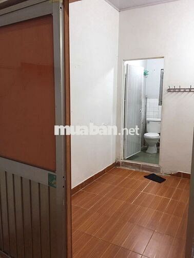 Phòng trọ 22m2 đường Lê Văn Linh Quận 4 .