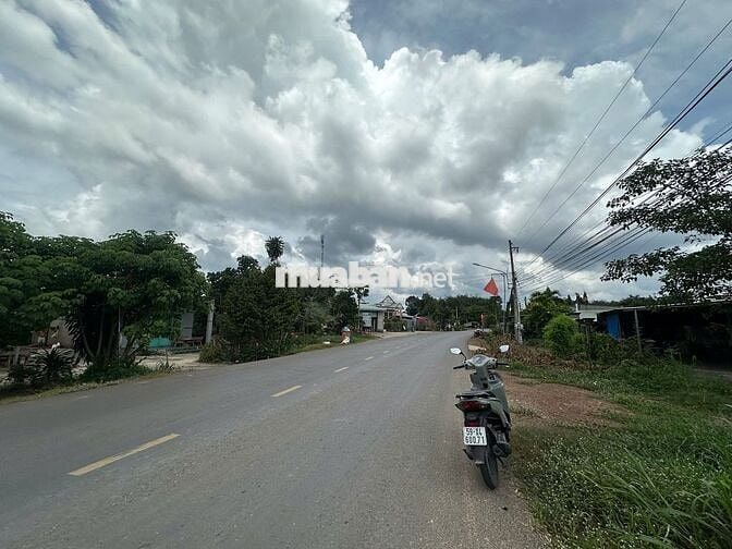 Bán đất mặt tiền nhựa 32m ngay chợ xã Phước Thành - TPHCM, 1ty2/400m2