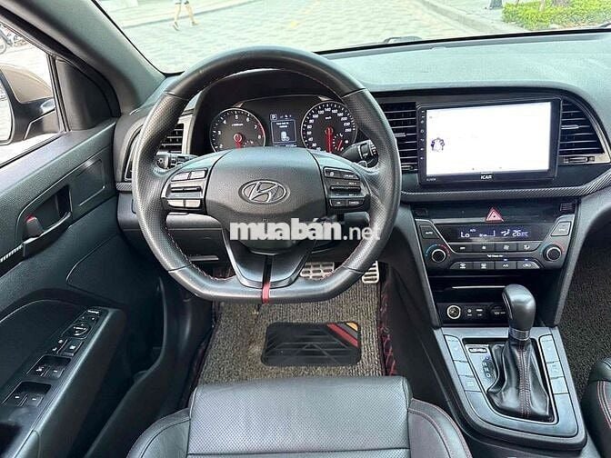 Elantra 2019 Sport 1.6T 80000 km