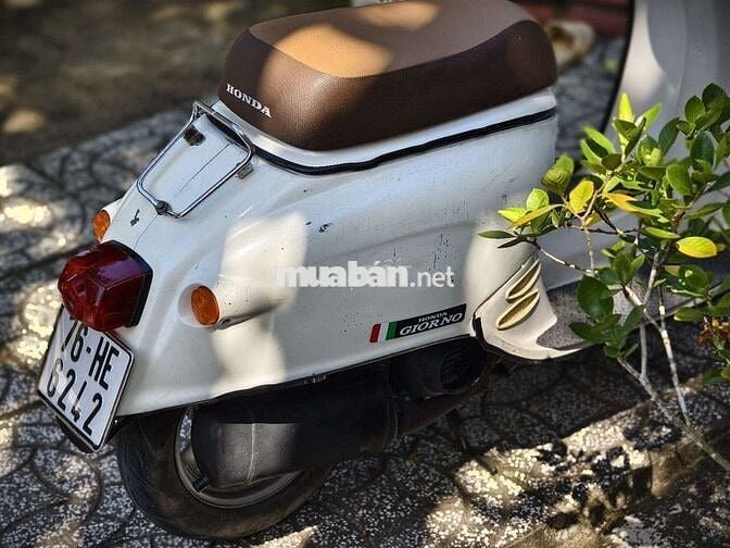 Em bán chiếc Honda Giorno 2 thì 50cc