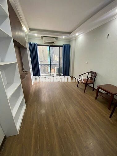 Cho thuê nhà mặt phố đường Hoàng Mai - 35m2 - 6 tầng thang máy