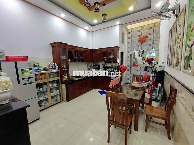 Chính Chủ Cần Bán Nhà 4 Tầng Q12, Hẻm Xe Hơi, DTSD 182.9m2