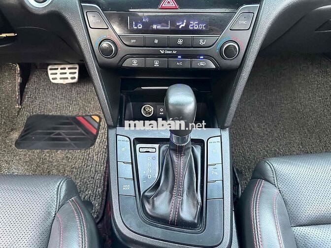 Elantra 2019 Sport 1.6T 80000 km