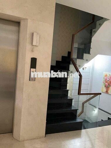 CHO THUÊ NHÀ TÂN QUY ĐÔNG, TRỆT 2 LẦU 4PN THANG MÁY 40 TRIỆU/ THÁNG