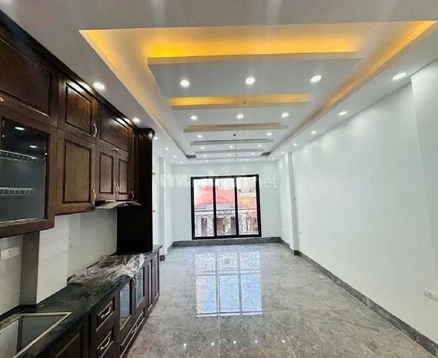 Bán gấp nhà vip  Cầu giấy  nhà phân lô ô tô, thang máy giá nhỉnh 17 tỷ