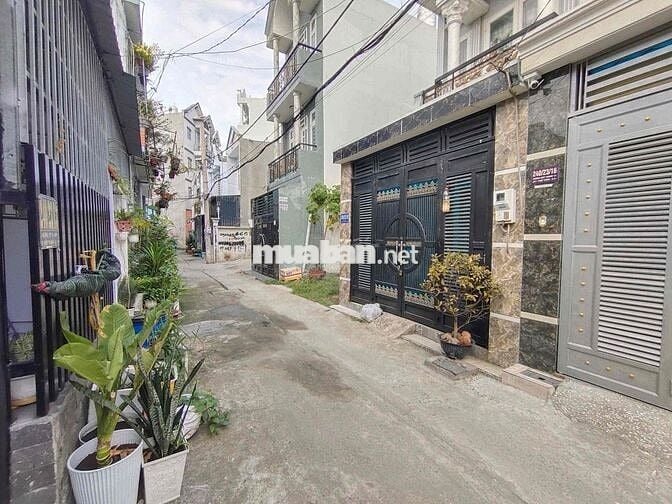 Chính Chủ Cần Bán Nhà 4 Tầng Q12, Hẻm Xe Hơi, DTSD 182.9m2