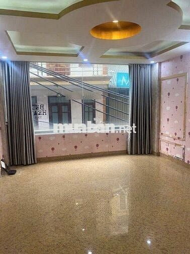 Cho thuê nhà mặt ngõ thông ô tô 467 Lĩnh Nam - 30m2 - 5 tầng