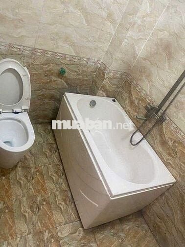 Cho thuê nhà mặt ngõ thông ô tô 467 Lĩnh Nam - 30m2 - 5 tầng