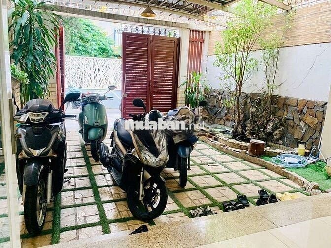 Nhà Phố 1 trệt 3 lầu Đường Nhất Chi Mai, DT: 6 x 25