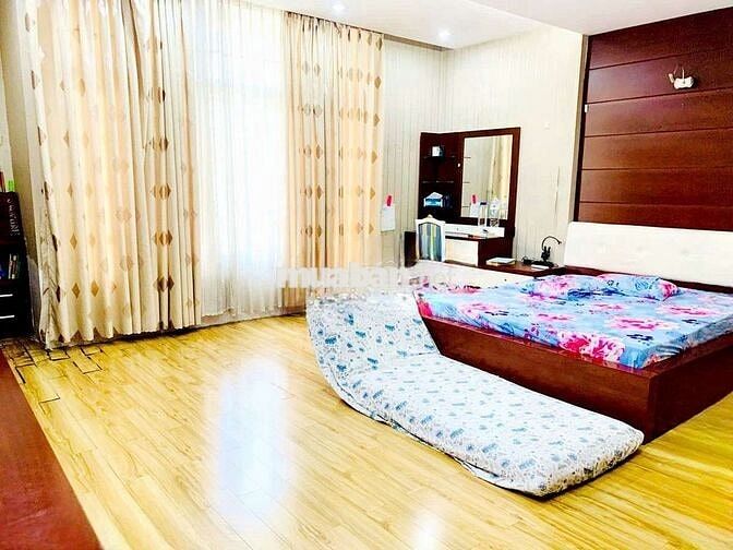 Nhà Phố 1 trệt 3 lầu Đường Nhất Chi Mai, DT: 6 x 25