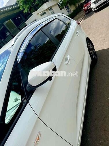 Kia Rondo 2019 Số sàn 7 chổ rất đẹp