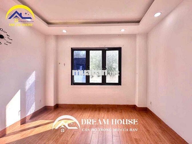 Studio Cửa Sổ Trời Lớn, Gần Cao Đẳng Y Dược Sài Gòn, Giáp QL1A