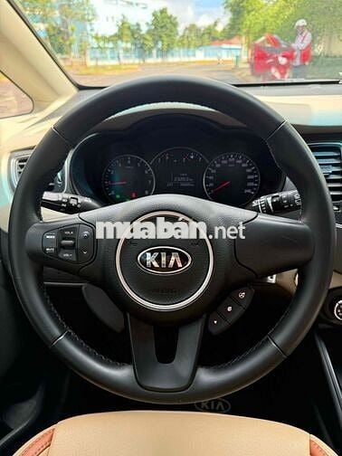 Kia Rondo 2019 Số sàn 7 chổ rất đẹp