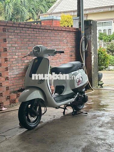kẹt tiền cần bán vespa LX 125cc gtdd