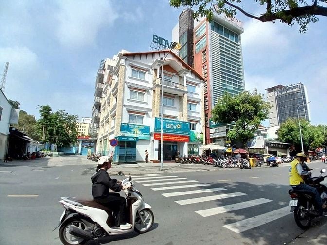  Bán đất MT 54 Hoàng Hoa Thám, P.7, Bình Thạnh, 309m2, giá 95 tỷ.