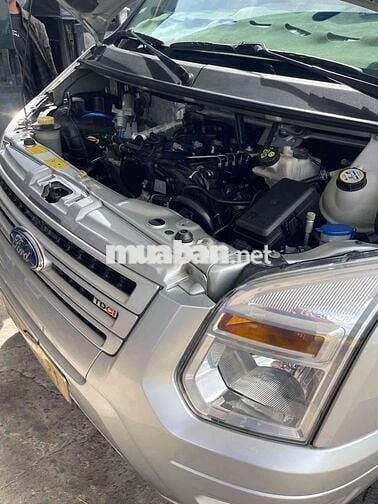 Ford Transit 2018. chính chủ chuyên hợp đồng