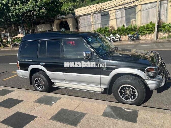 Mitsubishi Pajero 2006 V33VH sản xuất riêng APEC