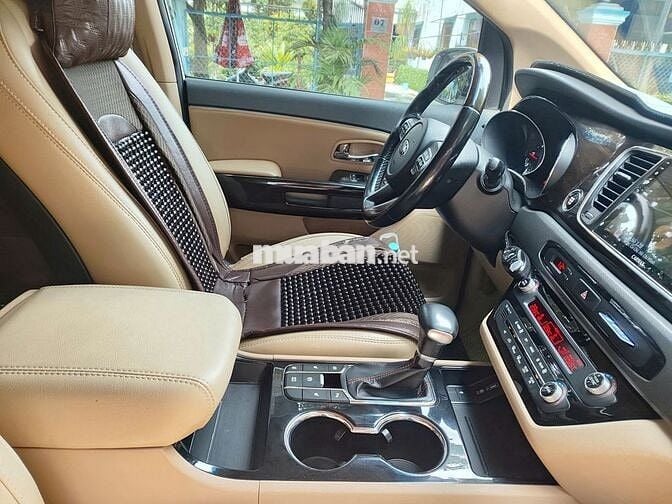 Bán xe Kia Sedona 2020 trắng Full dầu 820 triệu