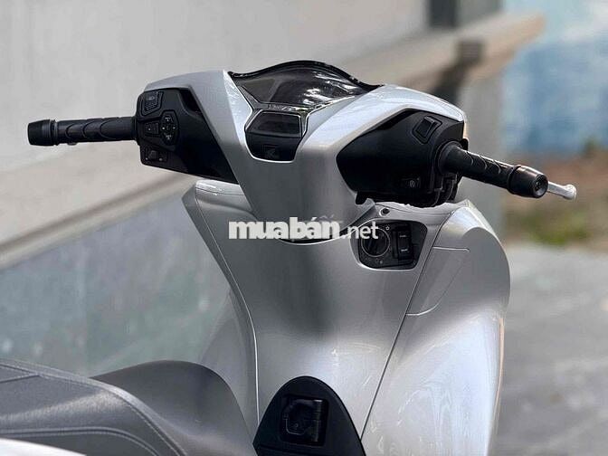 SH 150i ABS 2022 MIX BẠC POSCHE