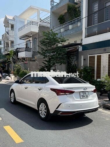 Hyundai Accent 2021 Trắng, ODO 11.000km