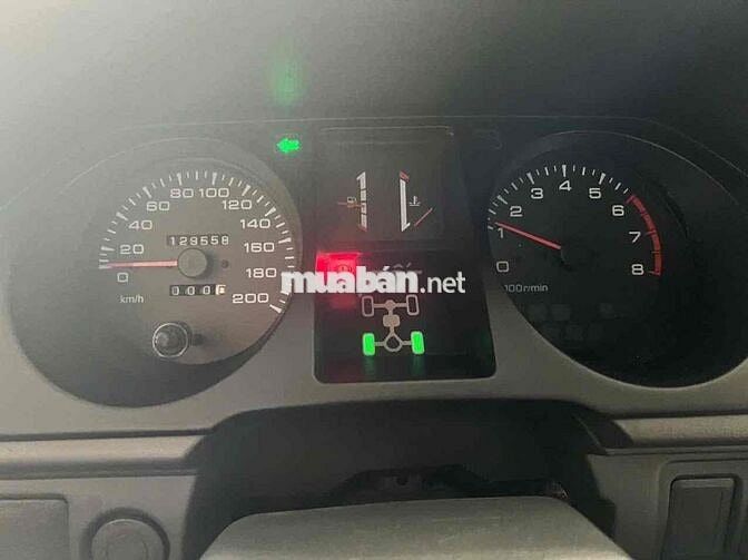 Mitsubishi Pajero 2006 V33VH sản xuất riêng APEC