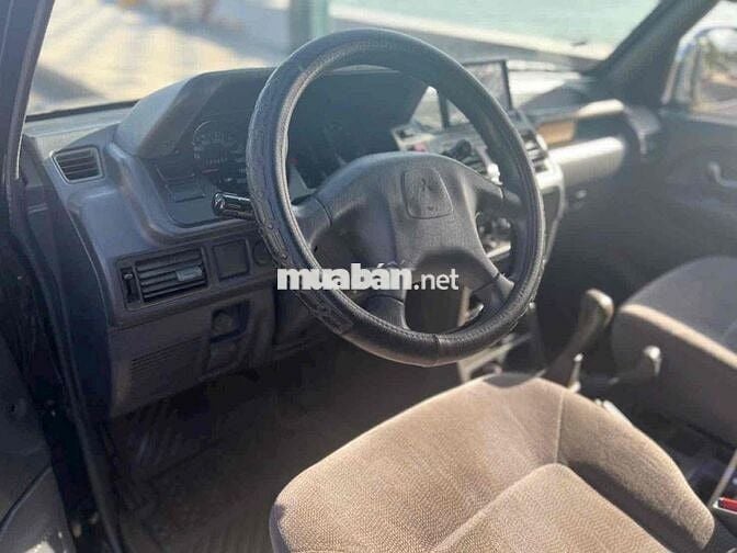 Mitsubishi Pajero 2006 V33VH sản xuất riêng APEC