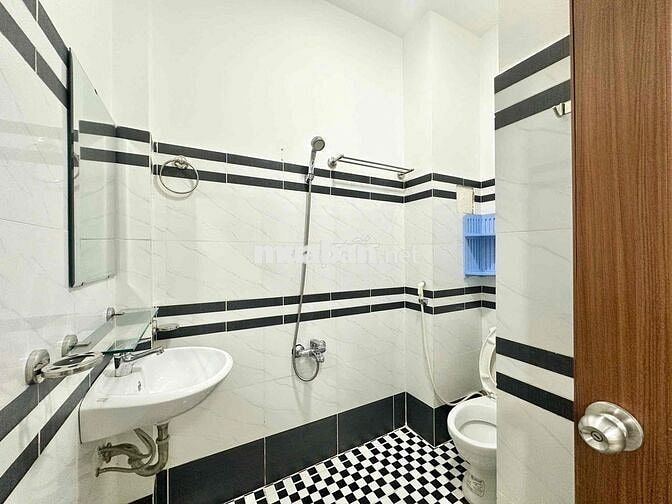 CHO THUÊ STUDIO SỔ TRỜI GẦN HOÀNG VĂN THỤ - NGÃ TƯ PHÚ NHUẬN