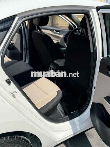 Hyundai Accent 2021 Trắng, ODO 11.000km