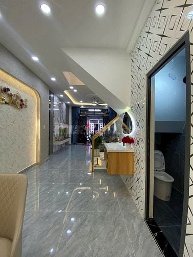 Chủ gửi bán căn 48.9m² Phạm Văn Hai, Tân Bình gần chợ. Xây trệt 2 lầu